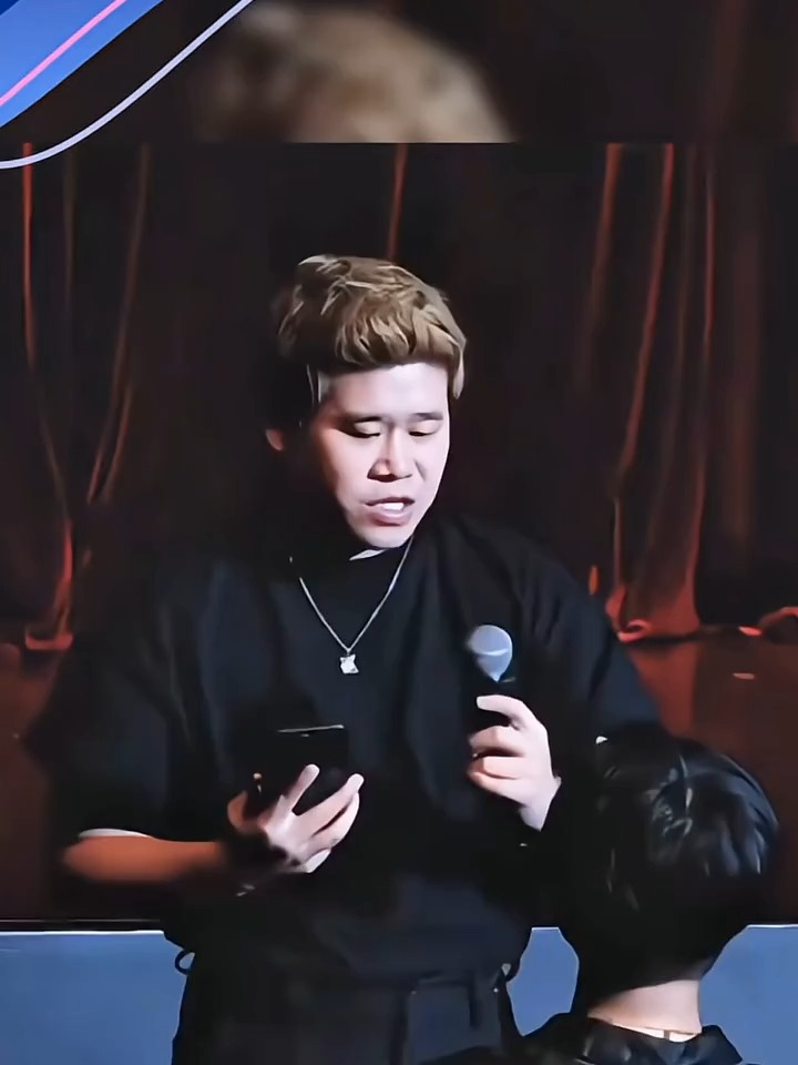 Có Vạn Lý Do Để Gặp Người, Nhưng Chẳng Có Tư Cách Để Gặp Mặt