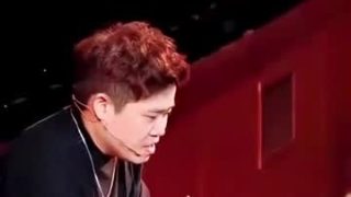 có những sự quan tâm . hoá khổ đau